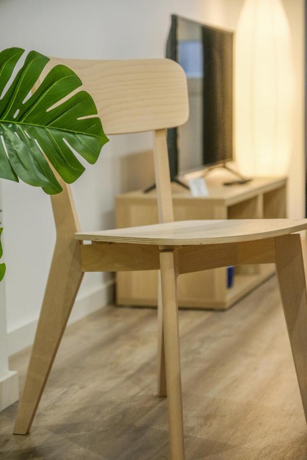 Apartment With Open-Air Space บาเลนเซีย ภายนอก รูปภาพ